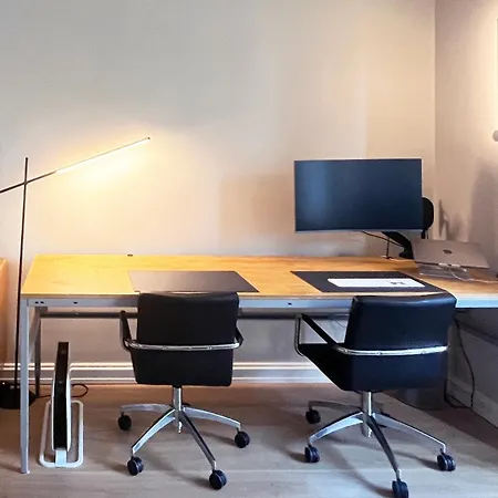 Spacious, Quiet, Creative Retreat 2br *