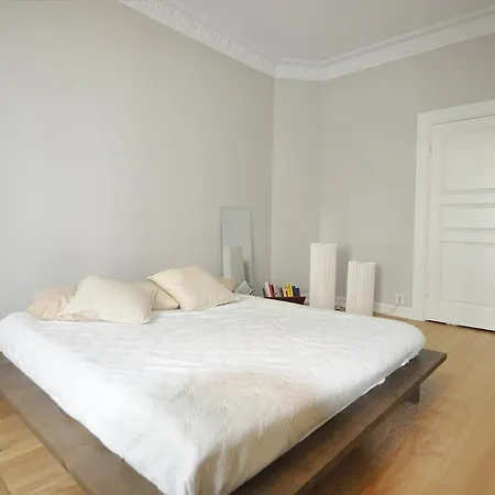 Spacious, Quiet, Creative Retreat 2br Appartement Oslo